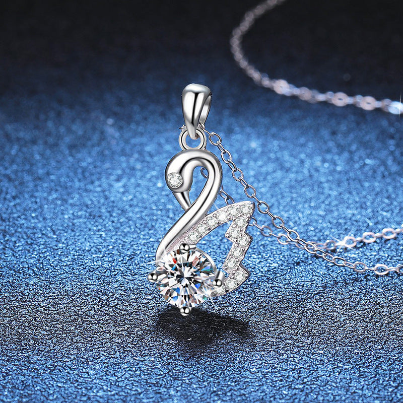 Graceful Swan Pendant Necklace for Women – Elegant Silver Design
